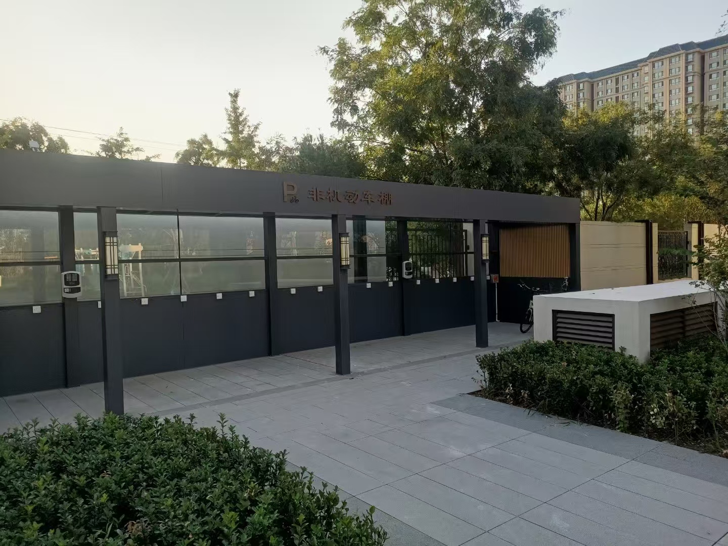 非机动车充电棚